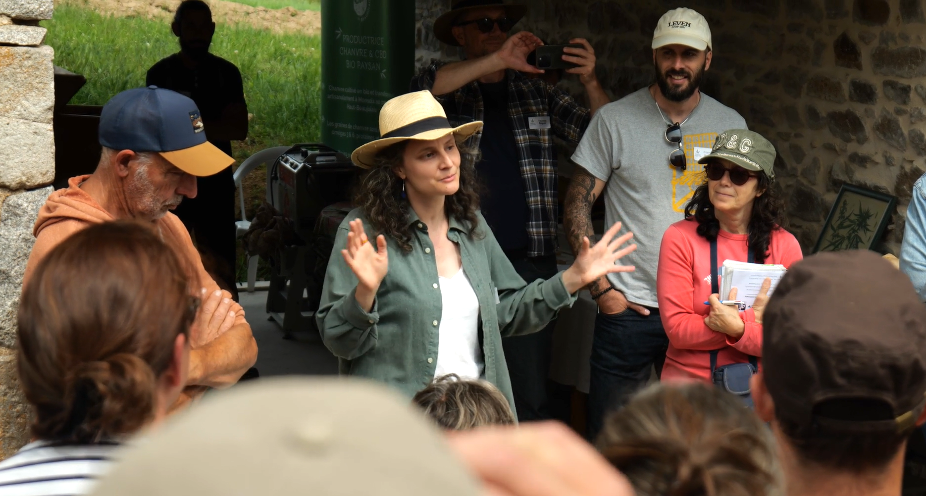 Modèles économiques du chanvre 1 - Les chanvrières du Beaujolais et son modèle biennal - rencontre annuelle chanvre légal pro